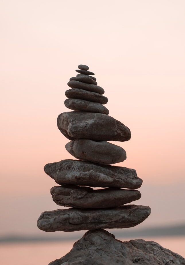 A stack of rocks on top of each other.